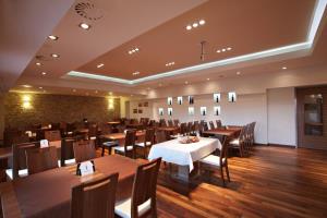 Hisa vin Emino_Vir Hisa vin Emino_2